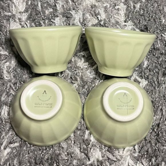 NIB Anthropologie Mini Matte Latte Bowls Set - Picture 1 of 6